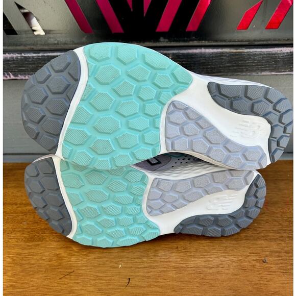New Balance 520 v7 Women’s Running Shoes Gray Mint Size 8.5 Athletic - Picture 7 of 8